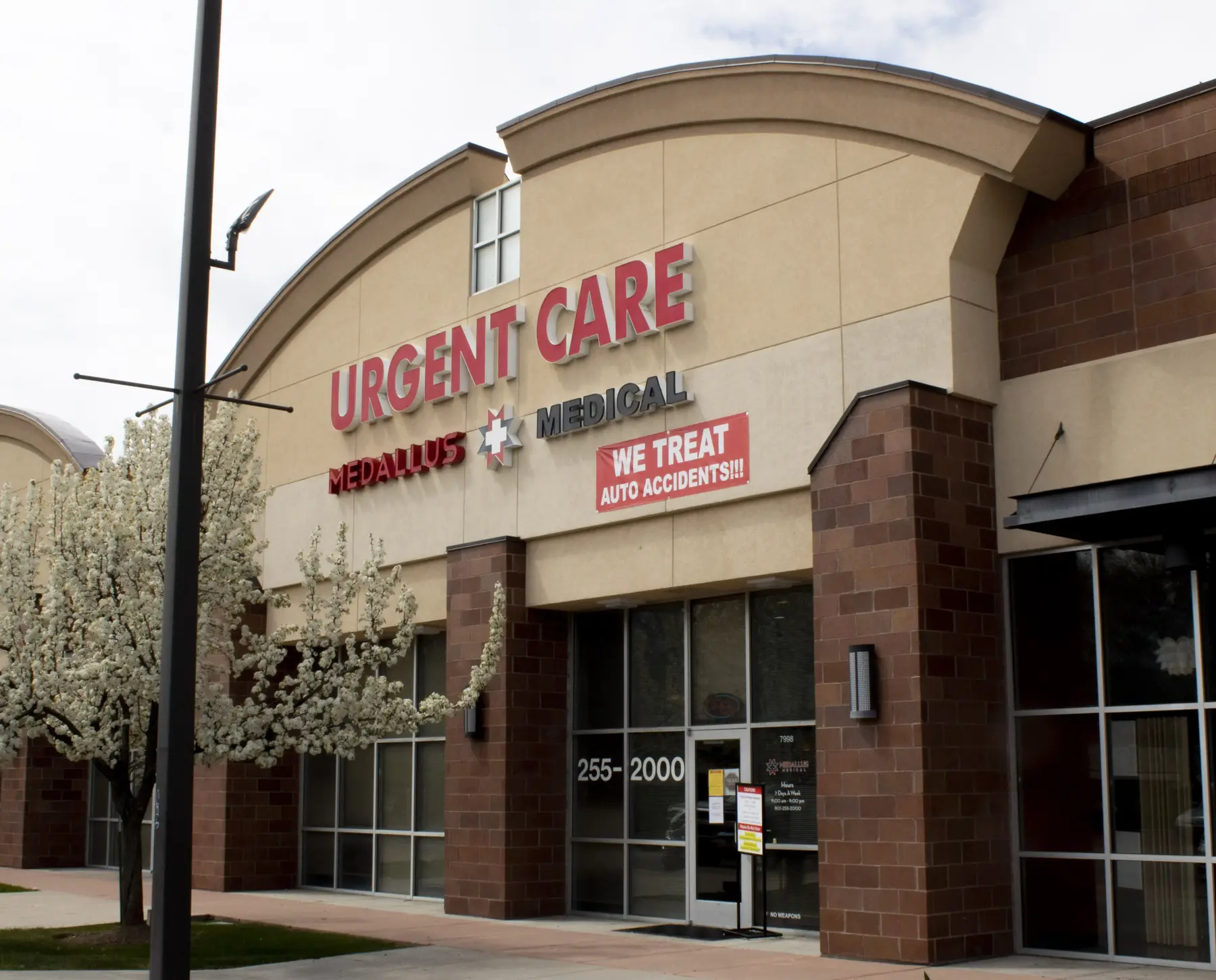 Medallus Sandy clinic exterior